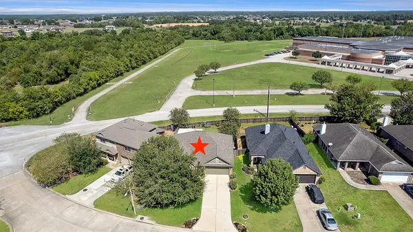 19816 Logans Trail, Montgomery, TX 77356