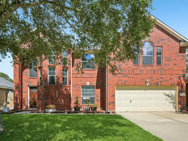1122 Chase Park Drive, Bacliff, TX 77518