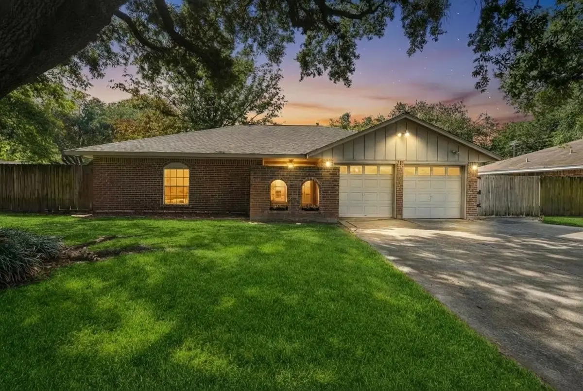 3930 Tumbleweed Lane, Baytown, TX 77521 - #1