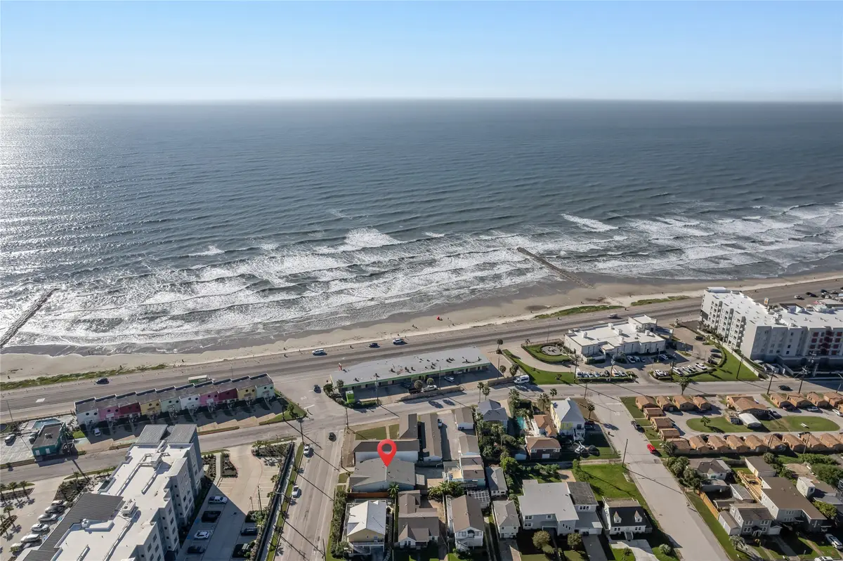 2815 Jack Johnson Boulevard, Galveston, TX 77550 - #1