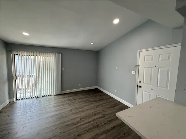 9550 Deering Drive #210, Houston, TX 77036