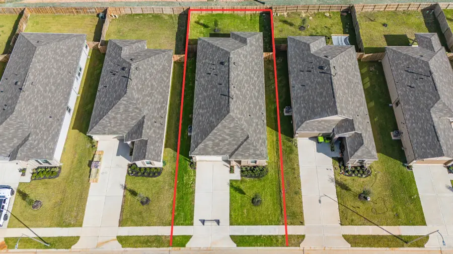 660 Appaloosa Meadow Drive, Magnolia, TX 77354 - Image #2