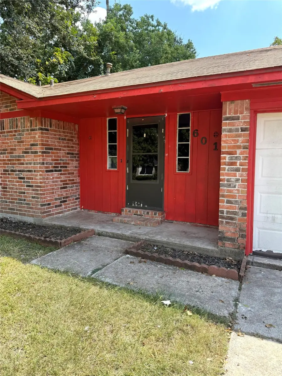 601 Northbend Drive, Baytown, TX 77521 - Image #3