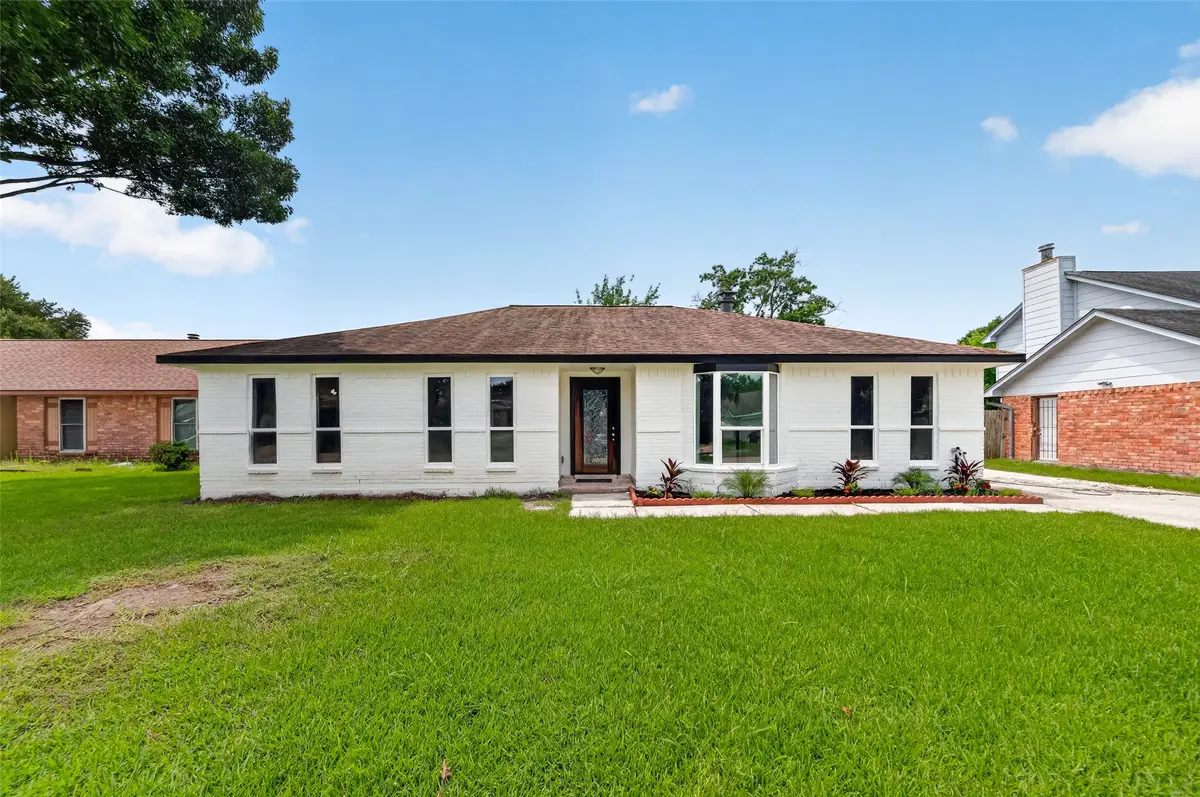 6719 Trigate Drive, Stafford Missouri City, TX 77489 - #1