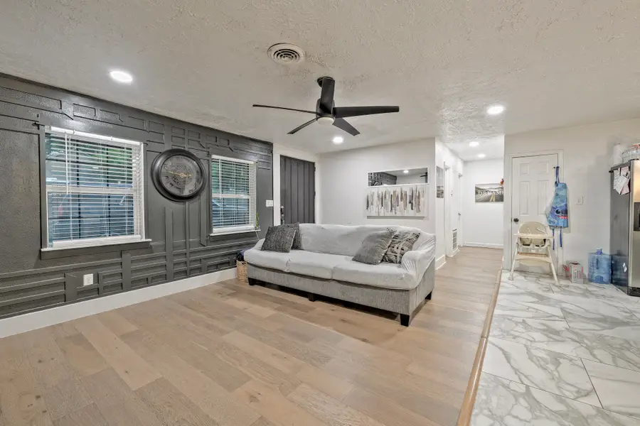 826 Rosewick Street, Houston, TX 77015 - Image #2