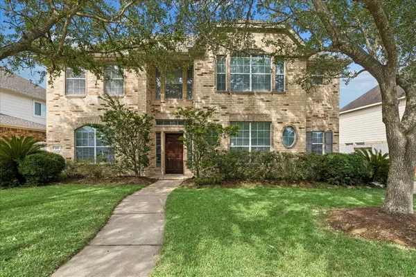 415 Willow Pointe Drive, League City, TX 77573