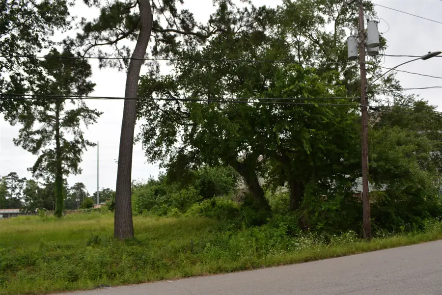 3333 Creekmont Drive, Houston, TX 77091 - Image #3