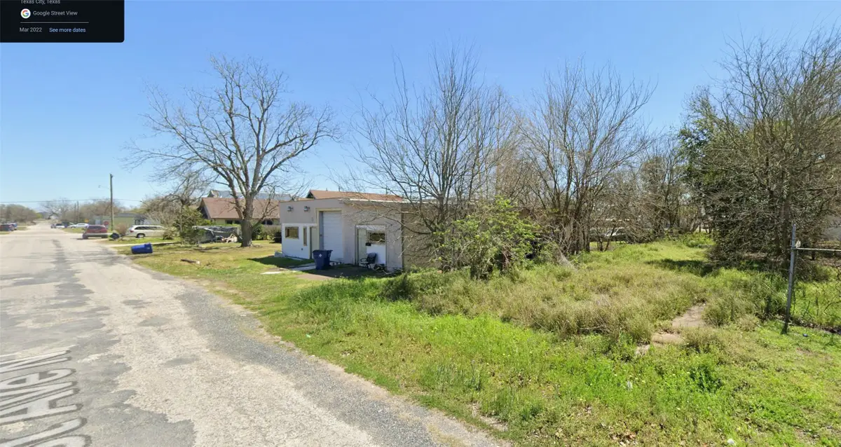 423 1st Ave N, Texas City, TX 77590 - Image #1