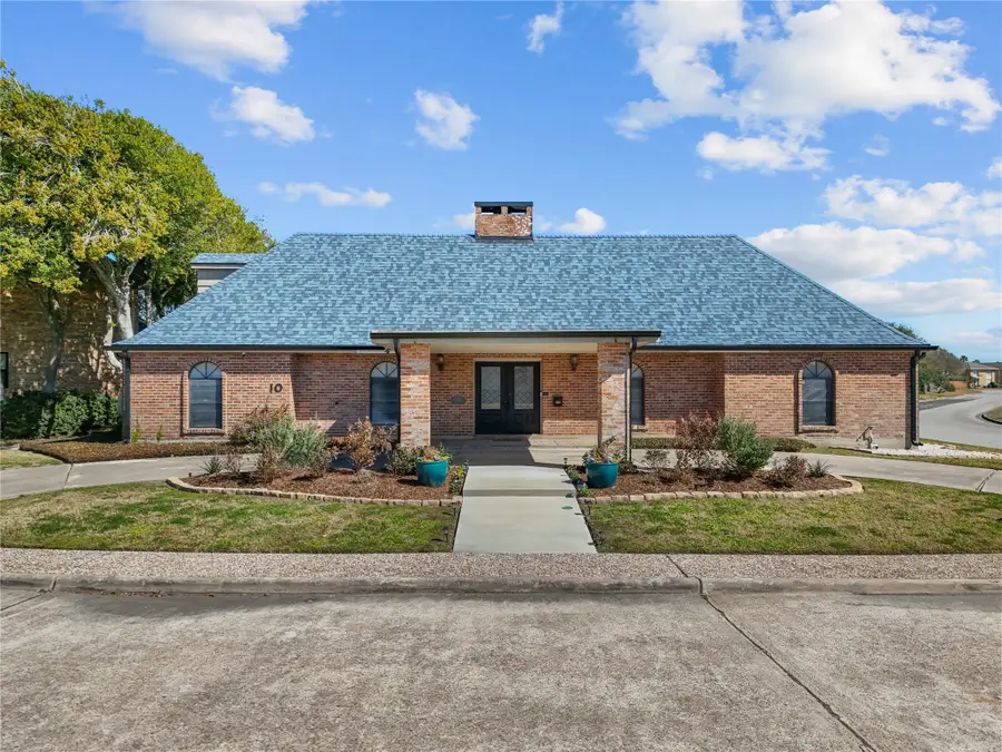 10 Colony Park Drive, Galveston, TX 77551 - Image #2