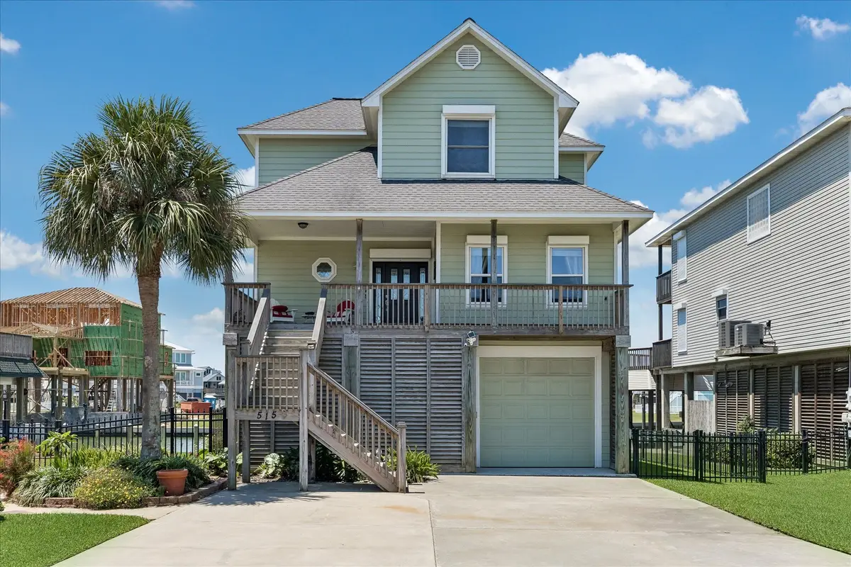 515 Westerly Drive, Tiki Island, TX 77554 - #1