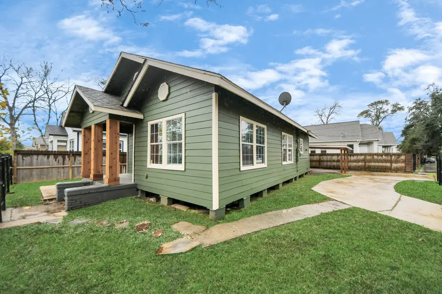 4102 Engelke Street, Houston, TX 77003 - #3