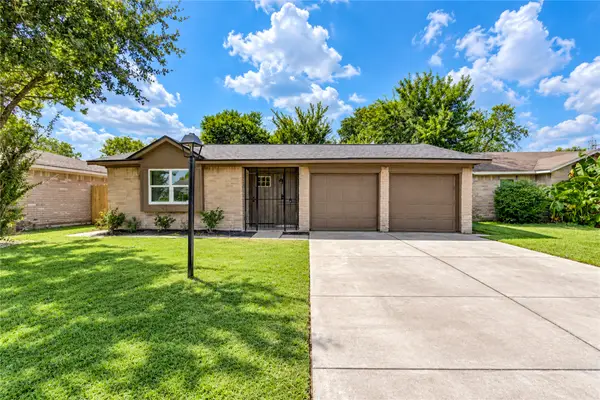 12118 Jutland Road, Houston, TX 77048