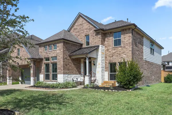 12702 Playa Cove Lane, Texas City, TX 77568