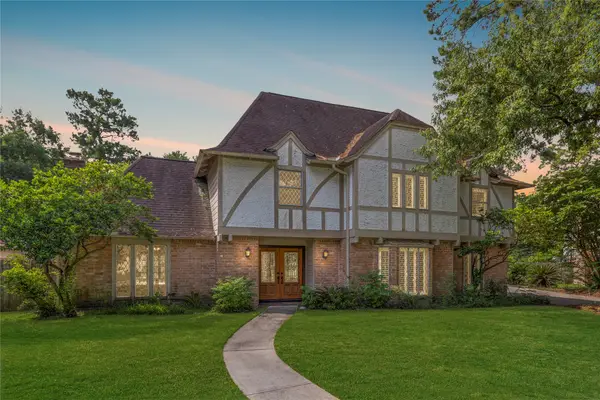 8215 Winding Hill Lane, Spring, TX 77379