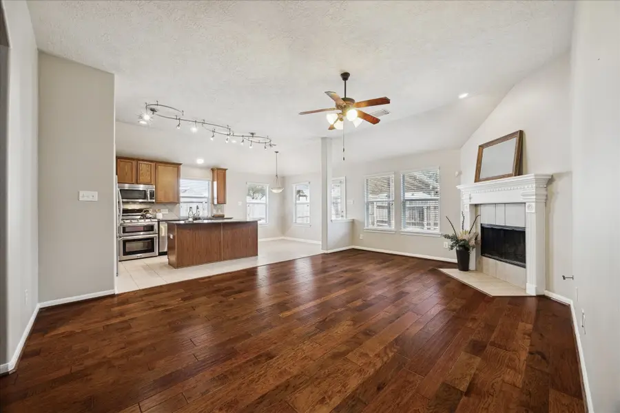 1909 Lazy Hollow Lane, Pearland, TX 77581 - #3