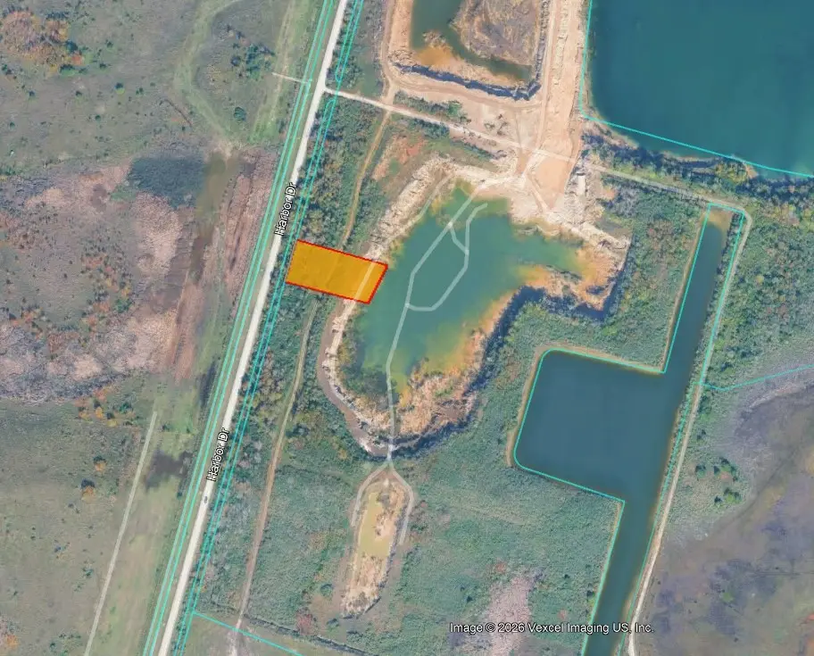 05 Harbor Drive, La Marque Hitchcock, TX 77554 - #1