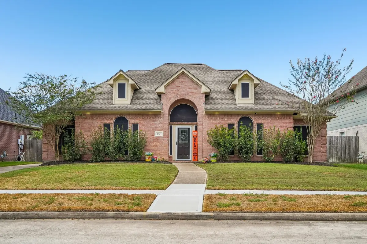 2424 Piney Woods Drive, Pearland, TX 77581 - #1