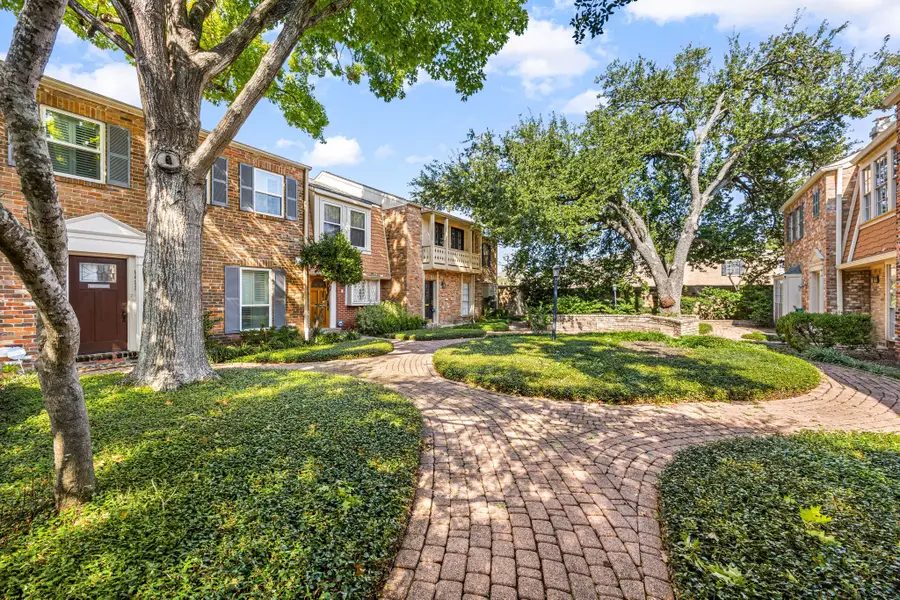 6442 Olympia Drive #85, Houston, TX 77057 - Image #2