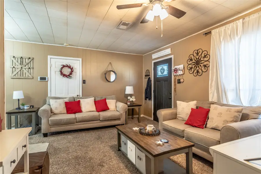 1004 Parkway Street, Baytown, TX 77520 - #3