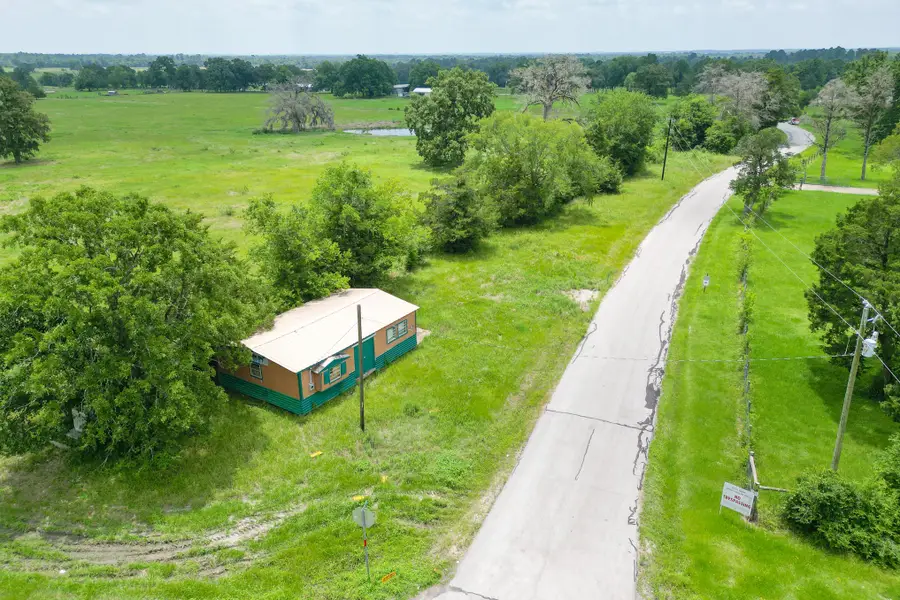 1 Plantation Road, Trinity, TX 75862 - #2
