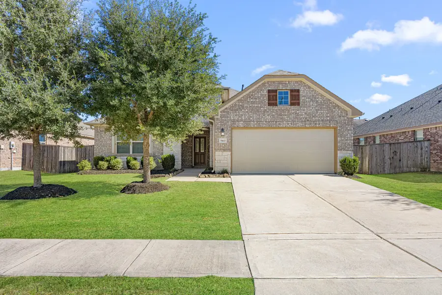 9410 Greensbend Drive, Richmond, TX 77406 - Image #3