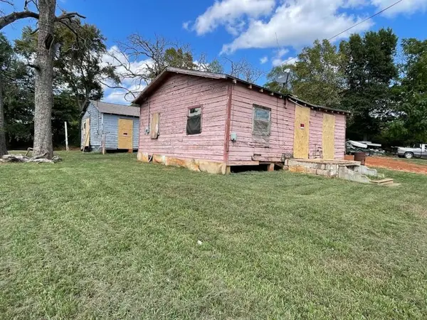 215 Maple Street, Palestine, TX 75801