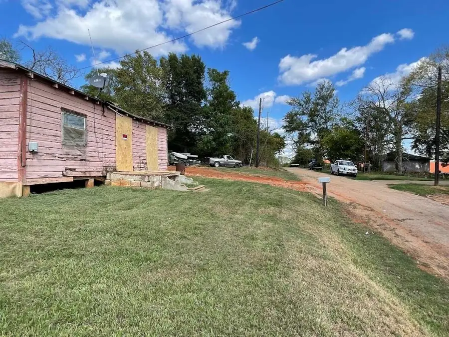 215 Maple Street, Palestine, TX 75801 - Image #2