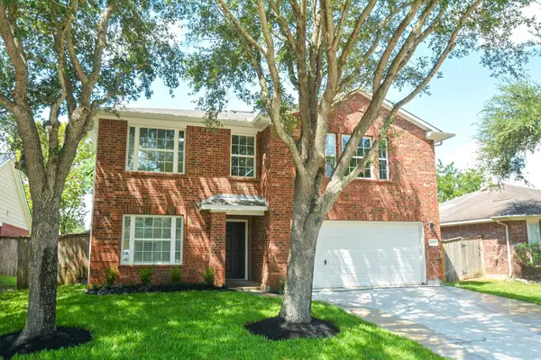 21122 Amber Crossing Drive, Richmond, TX 77406