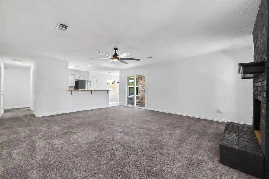 4311 Townes Forest Road, Friendswood, TX 77546 - Image #2