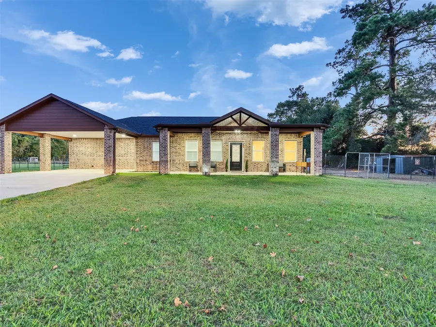 24 County Road 2293, Cleveland, TX 77327 - Image #2