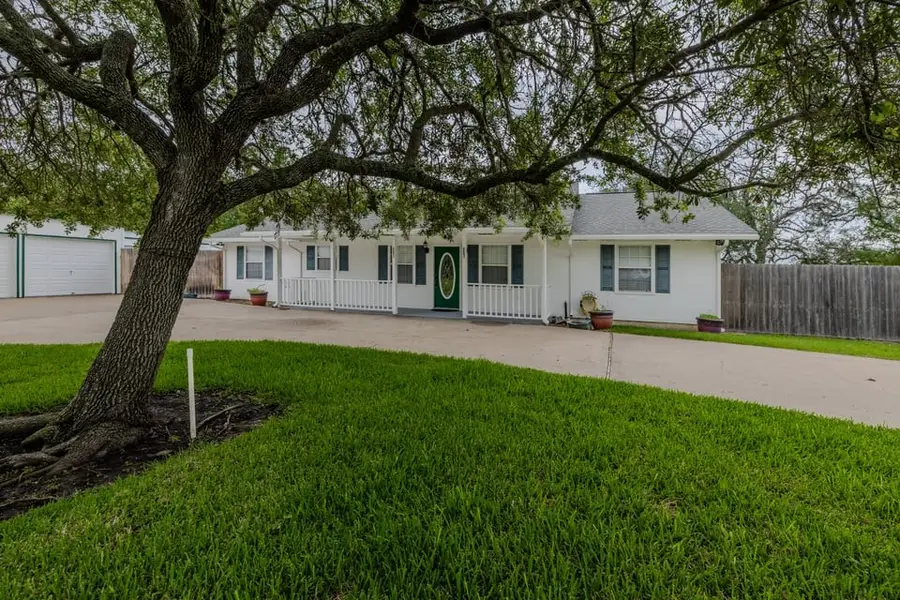 483 Riverside Drive, Palacios, TX 77465 - #2
