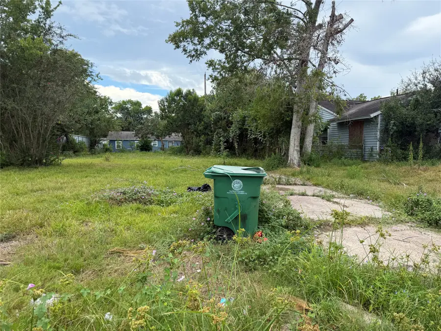 5718 Groveton Street, Houston, TX 77033 - #3