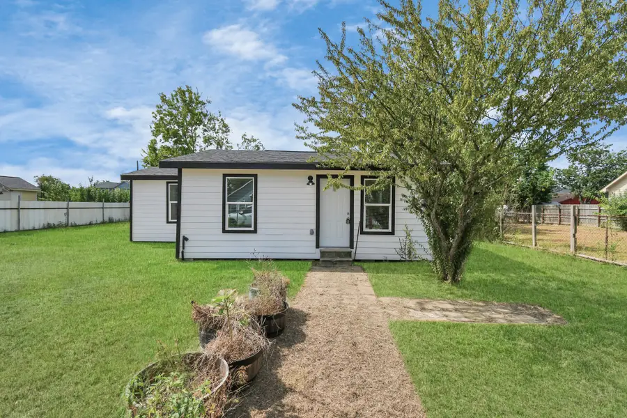 9818 Kerr Street, Houston, TX 77029 - Image #2