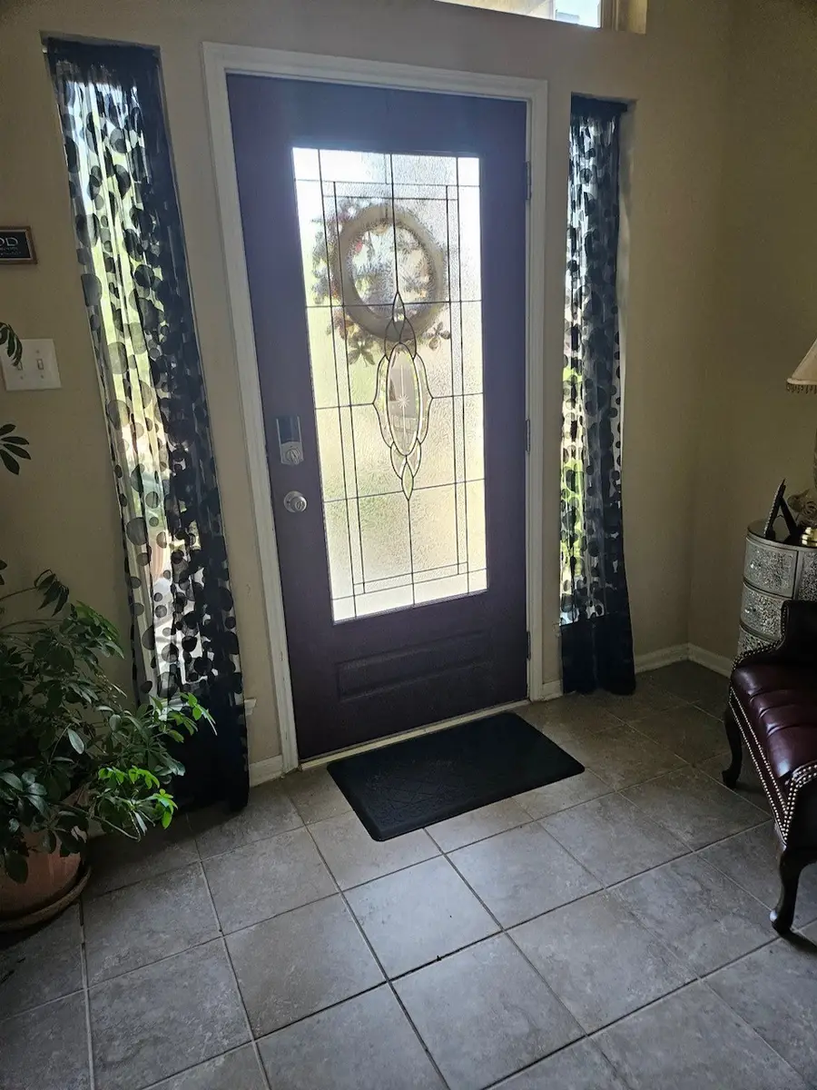 9404 Shore Juniper Drive, Houston, TX 77075 - Image #2