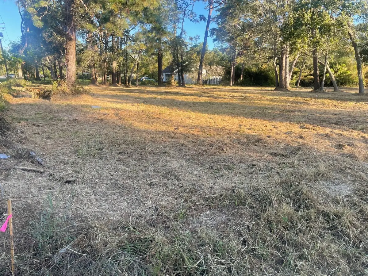 1515 Fm 517 E, Dickinson, TX 77539 - Image #1