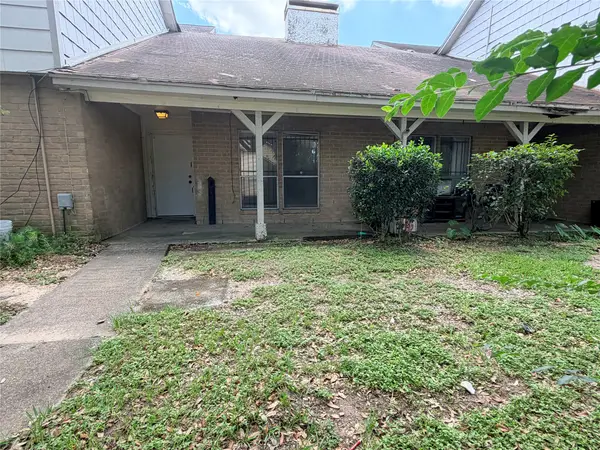 5602 Easthampton Drive #B, Houston, TX 77039