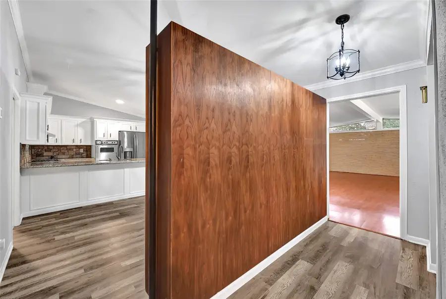 10226 Carlow Lane, La Porte, TX 77571 - Image #3