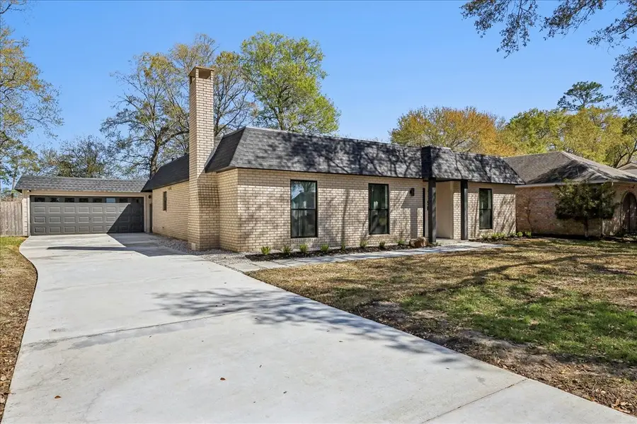 1150 Ivy Ln, Beaumont, TX 77706 - #2