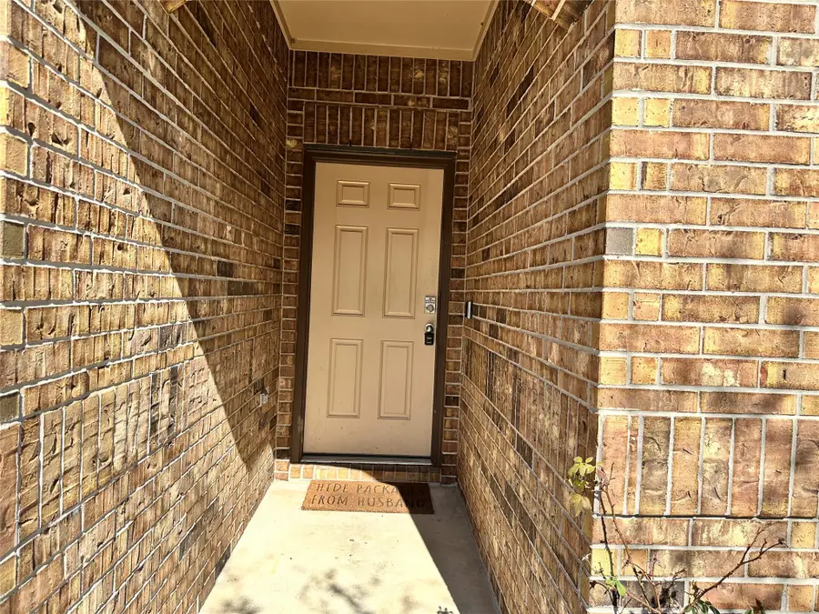 2719 Bergen Bay Lane, Fresno, TX 77545 - Image #2