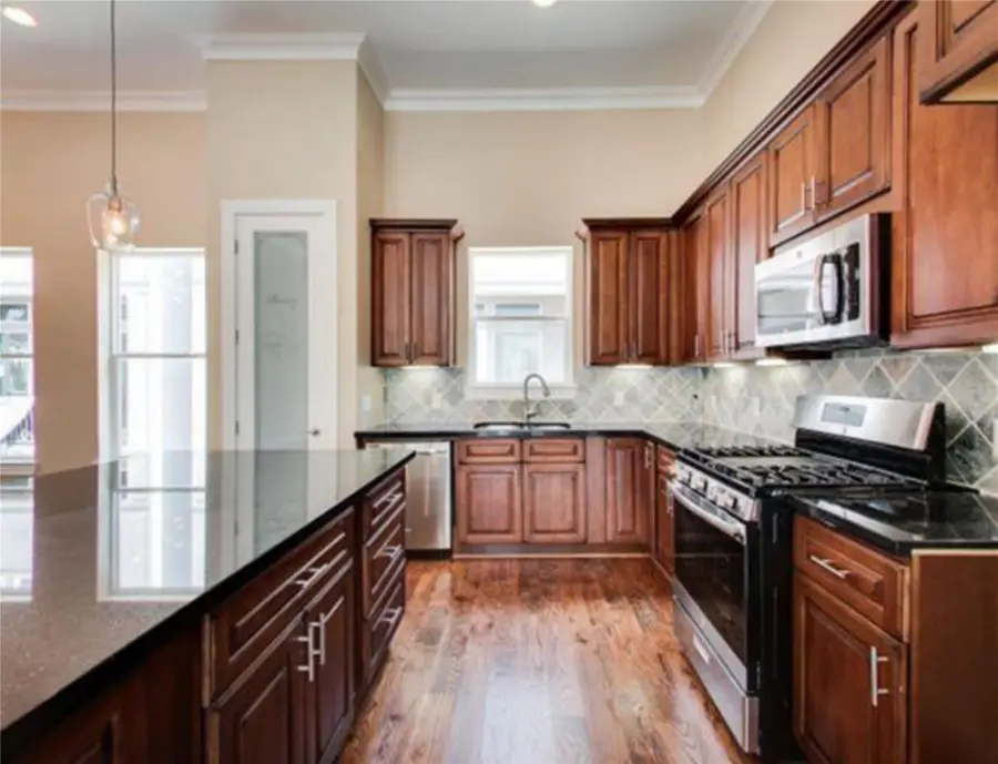 2206 Holman Street, Houston, TX 77004 - Image #2