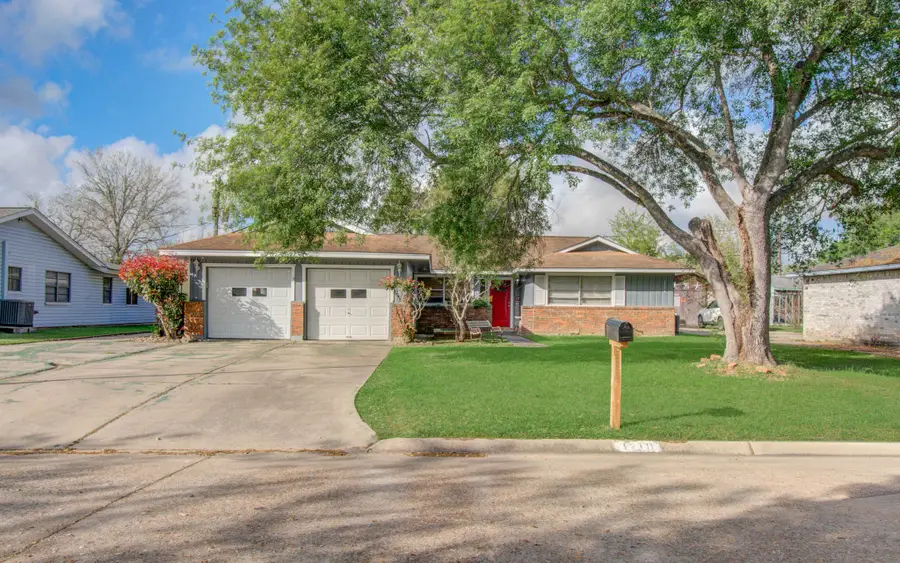 1710 W 11th Street, Freeport, TX 77541 - #2