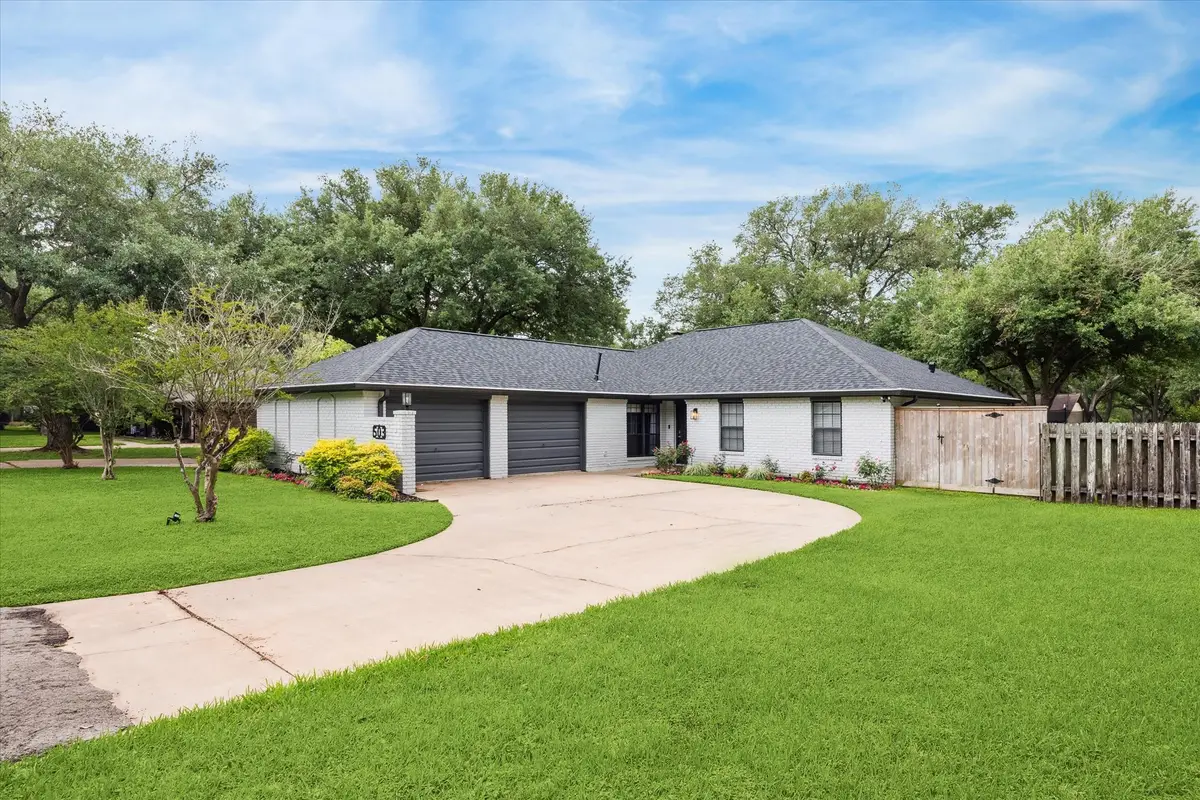503 West Street, Sealy, TX 77474 - Image #1
