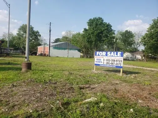 2131 Warwick Road, Houston, TX 77093 - Image #1