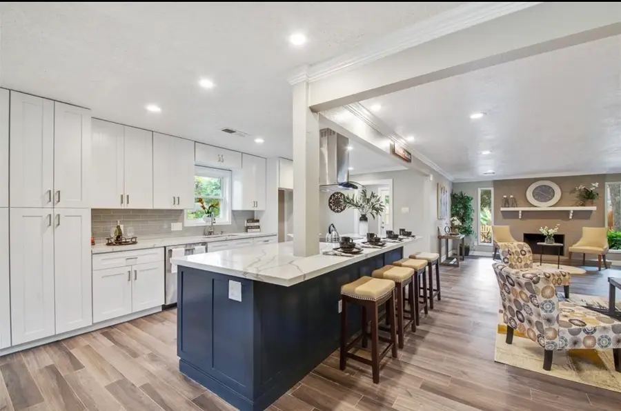 5026 Saxon Drive, Houston, TX 77092 - Image #3