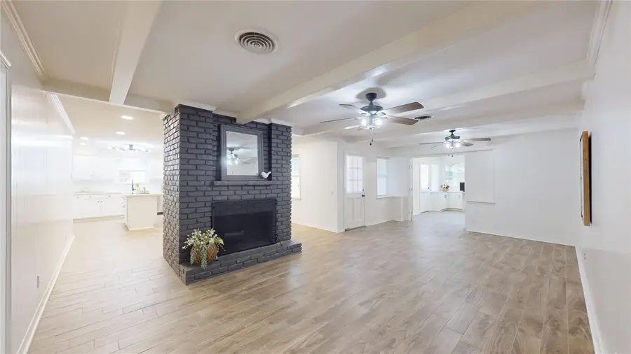 226 Driftwood Drive, Seabrook, TX 77586 - #3