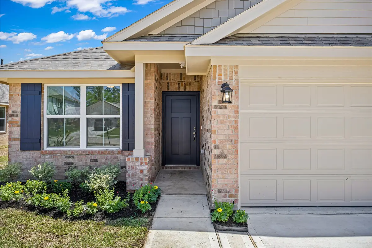 20048 Swinley Forest Drive, Cleveland, TX 77327 - Image #1