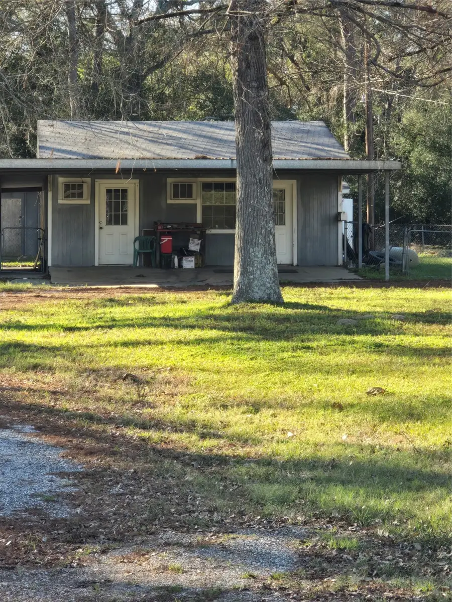 15661 N Highway 75, Willis, TX 77378 - Image #2