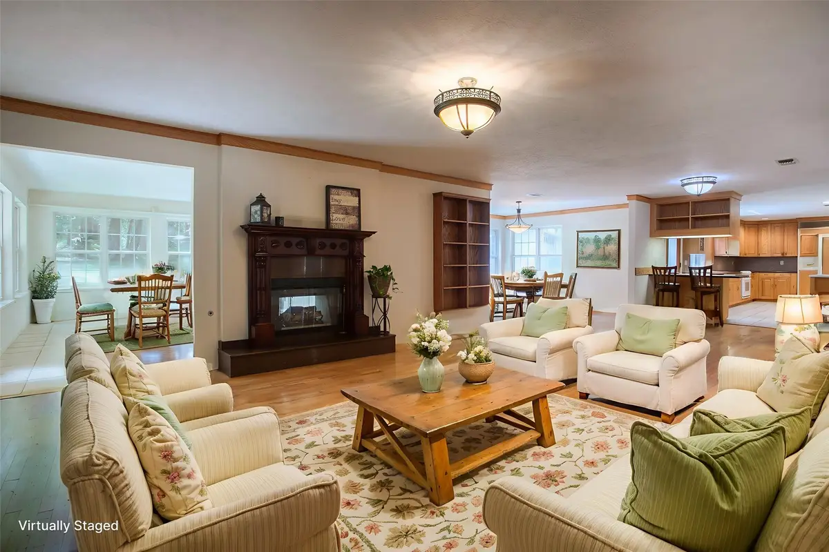 3825 Summer Lane, Huntsville, TX 77340 - Image #1