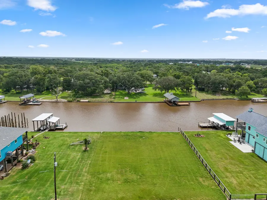 6 County Road 291, Sargent, TX 77414 - Image #2