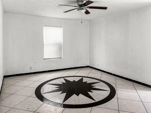 4803 Robertson Street, Houston, TX 77009